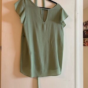 Elegant Green Women's Blouse